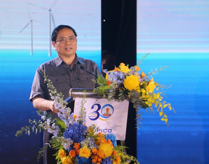 Thủ tướng yêu cầu tỉnh Bình Thuận cần tận dụng lợi thế để phát triển năng lượng sạch
